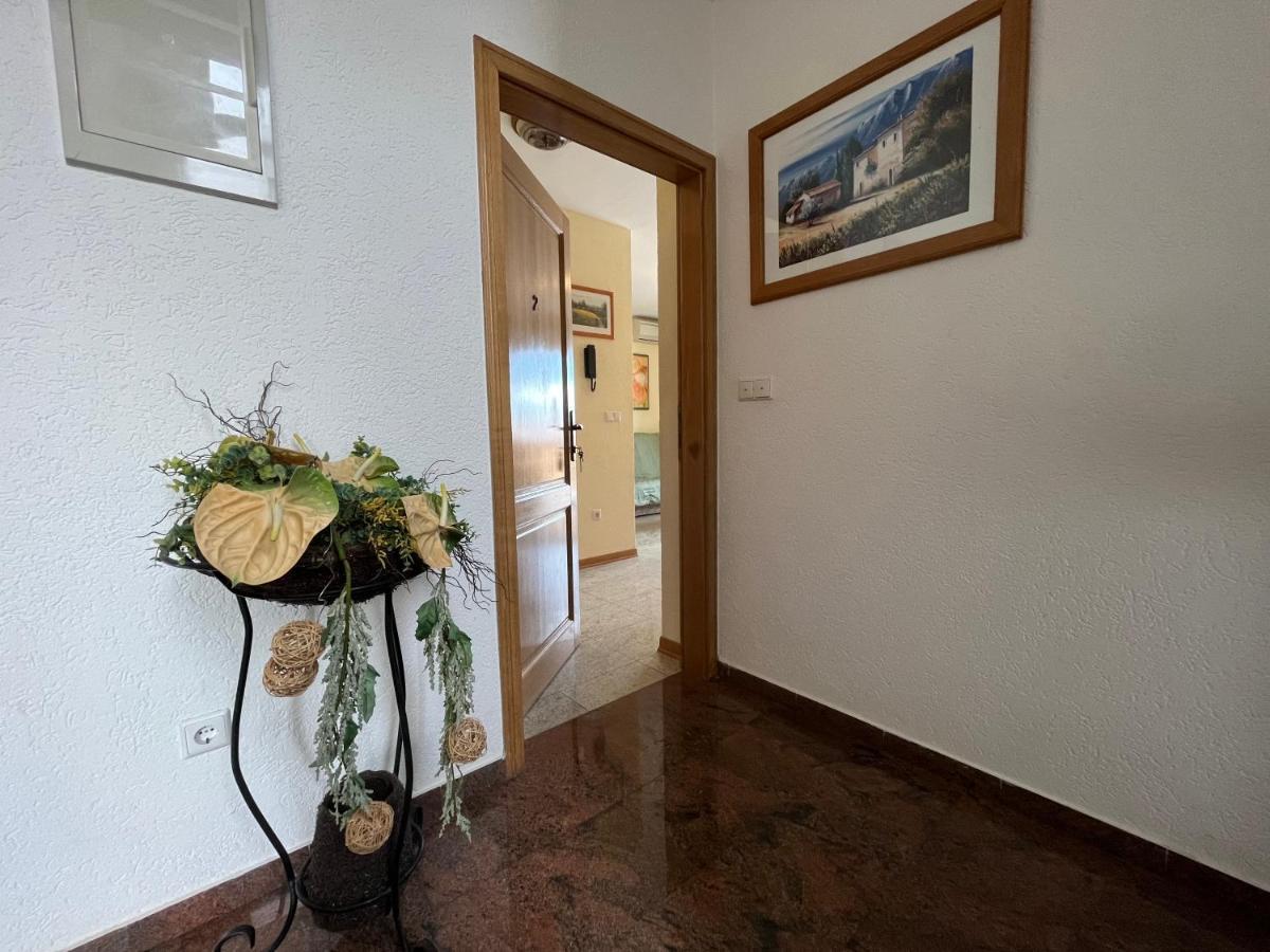 Holiday Apartments Sonne 로비니 외부 사진