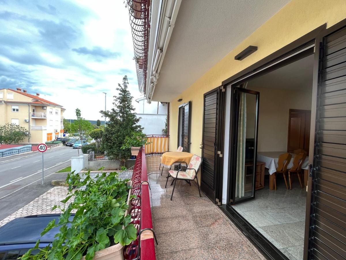 Holiday Apartments Sonne 로비니 외부 사진