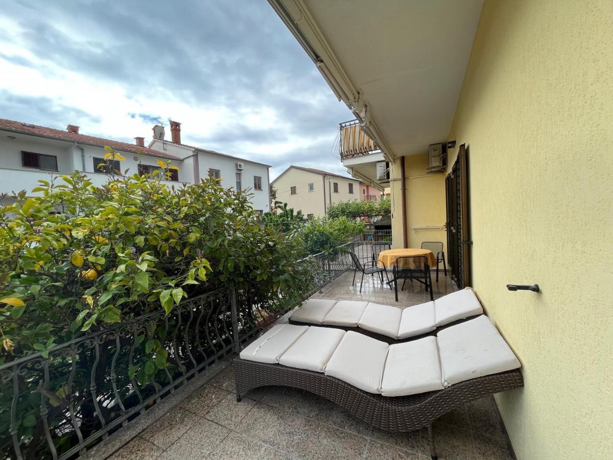 Holiday Apartments Sonne 로비니 외부 사진