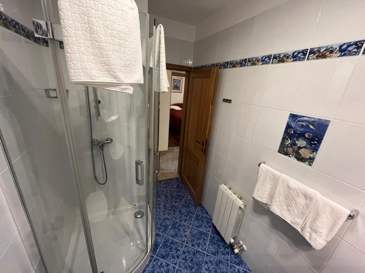 Holiday Apartments Sonne 로비니 외부 사진